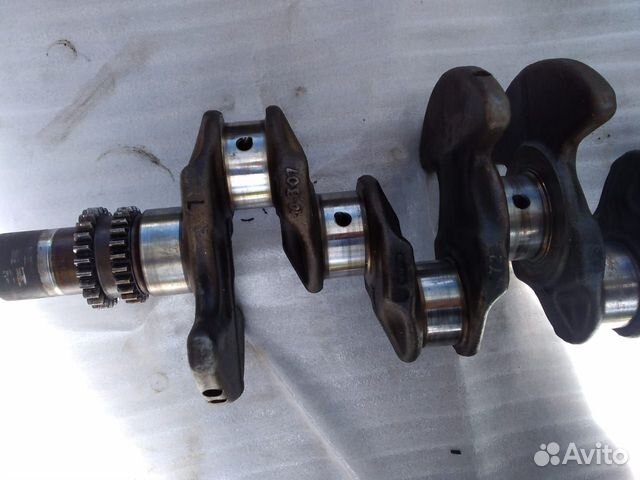 Распредвал caddy 2010