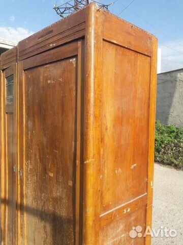 Шкаф старинный