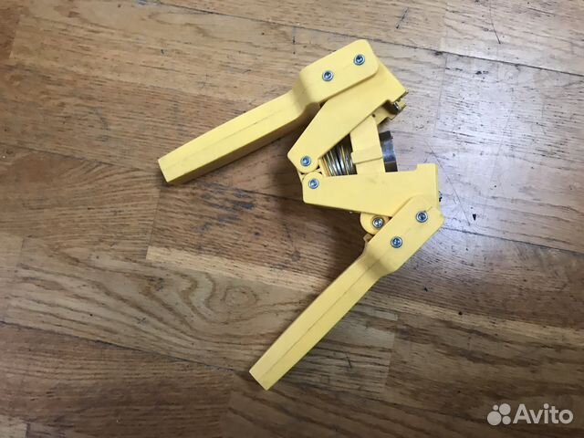 Закрывашка кронен пробок