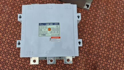 Магнитные контакторы Hyundai 440квт / 900Ампер