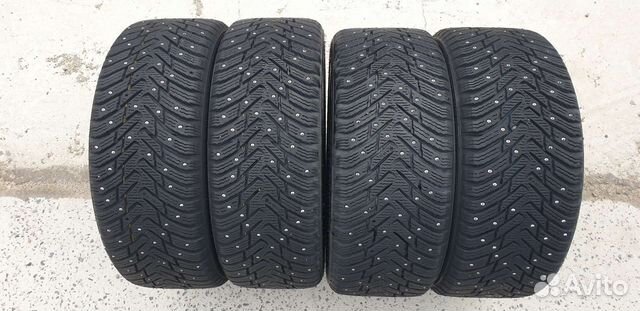 Nokian Tyres Hakkapeliitta 8 225/45 R18 и 245/40 R18 95T