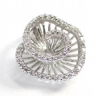 Золотой кулон 585 пробы с бриллиантами