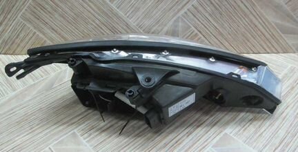 Фара левая Ford Focus 1