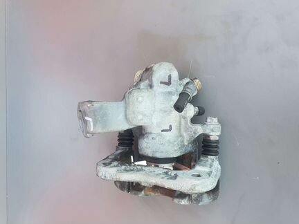 Суппорт задний левый Honda Civic 4D