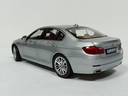 Bmw 550i 5 Series 1:18 Norev