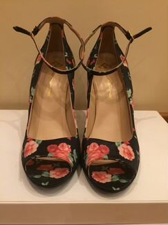 Новые туфли Fornarina