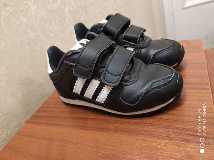 Кроссовки adidas