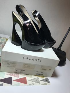 Туфли из клипа Beyonce Casadei