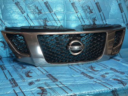 Решетка Nissan Patrol 10-14 оригинал