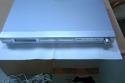DVD плеер Panasonic DVD-RA82