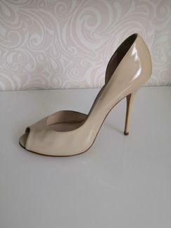 Туфли casadei лаковые бежевые