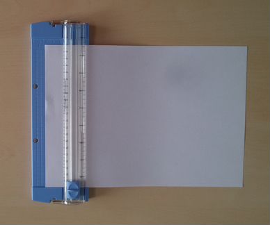 Новый прибор для резки бумаги