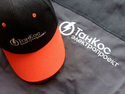 Машинная вышивка на одежде и крое