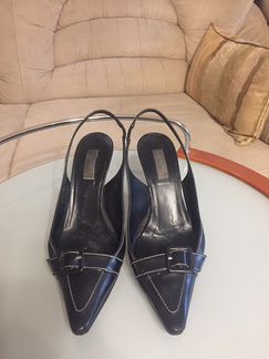 Босоножки Bruno Magli, р. 38,5, чёрный, кожа нату