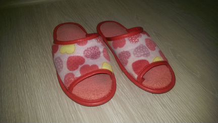 Детские тапочки