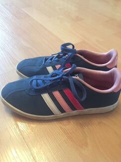 Adidas кроссовки
