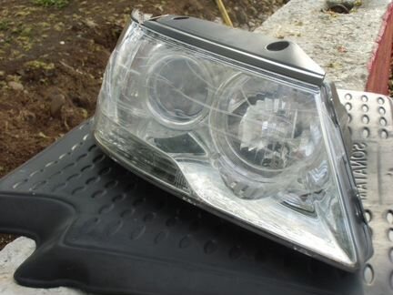 Фара головного освещения