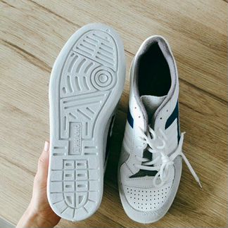 40 р-р, кроссовки спортивные