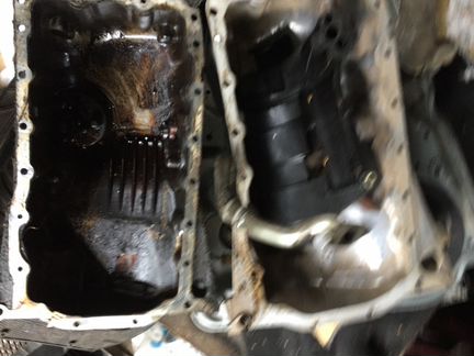 Поддон масляный двиг 1.8T 06B103603N Audi A4