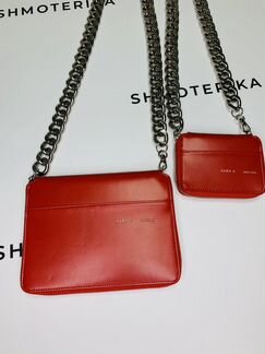 Kara Сумка квадратная на цепи красная, гранж