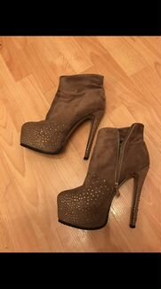 Ботильоны со стразами