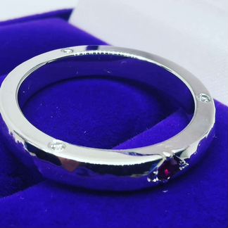 Серебряные кольца с бриллиантами