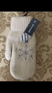 Варежки с жемчугом и стразами 2 пар