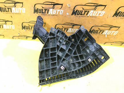 Воздуховод радиатора передний левый Lexus Is 3