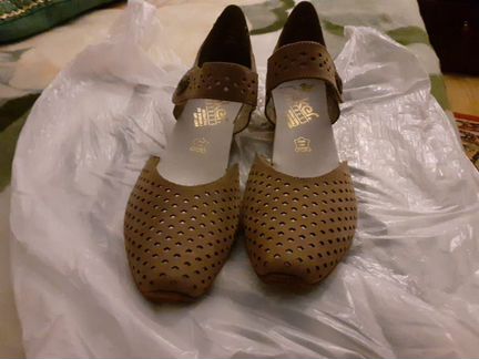 Туфли женские