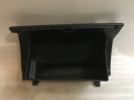 Перчаточный ящик, бардачок Mazda CX-7 EG2164030F02