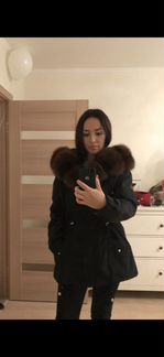 Парка с натуральным мехом на капюшоне