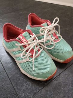 Кроссовки Adidas р-р 32