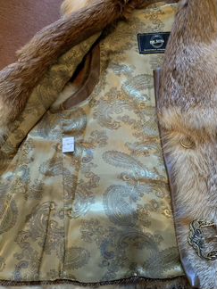 Жилетка из меха лисы