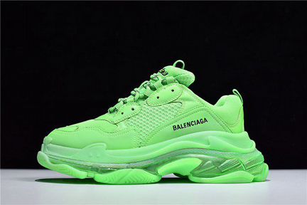 Balenciaga Triple S v2