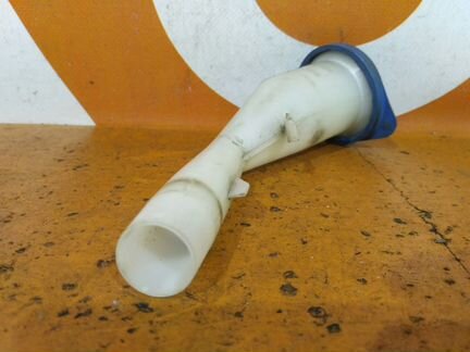 Горловина бачка омывателя Ford Focus 3 2011-2019