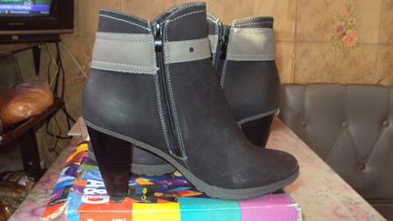 Женские осенние полусапожки