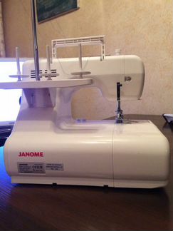 Плоскошовная машина Janome CoverPro2