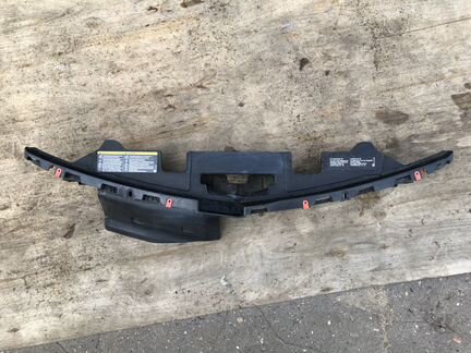 Кожух замка капота Opel insignia