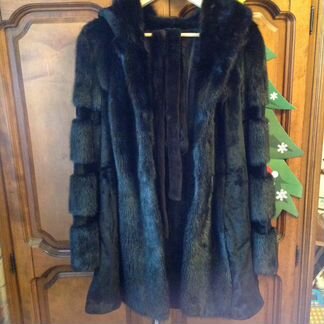 Эксклюзивная норковая шуба короткая черная