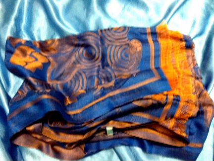 Шейный платок (шарф, шаль) новый, с этикеткой