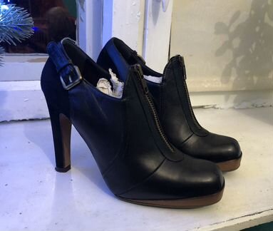 Ботильоны Derek Lam