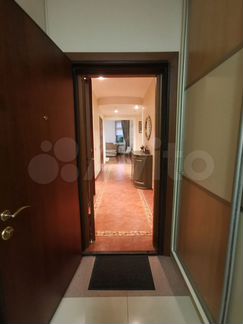 4-к квартира, 131.8 м², 2/18 эт.