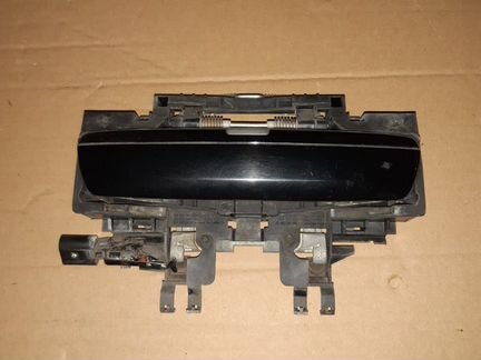 Ручка двери Audu A8 D3 4E