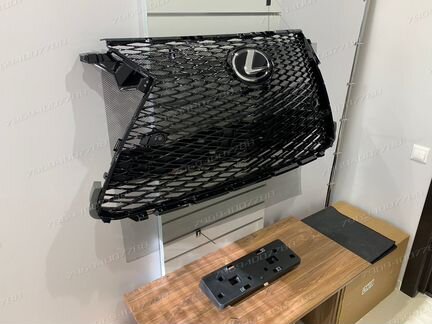 Решетка радиатора Lexus RX стиль F-Sport Новая