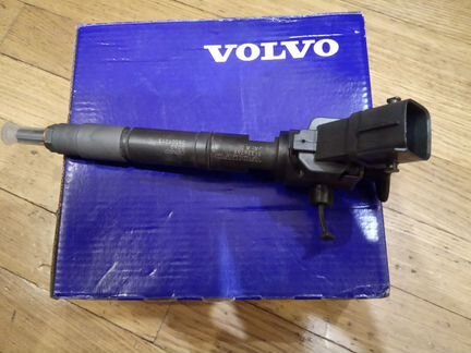 Форсунка топливная Вольво XC90 2015