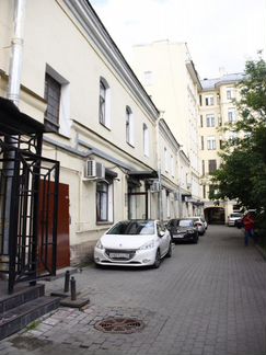 Администратор горничная с проживанием