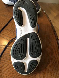 Кроссовки Nike для мальчика 9-10 лет