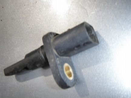 Датчик температуры воздуха 06B905379A VW Audi