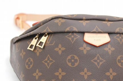 Сумка на пояс Louis Vuitton Bumbag
