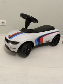 Машинка-каталка BMW Racer lll M sport